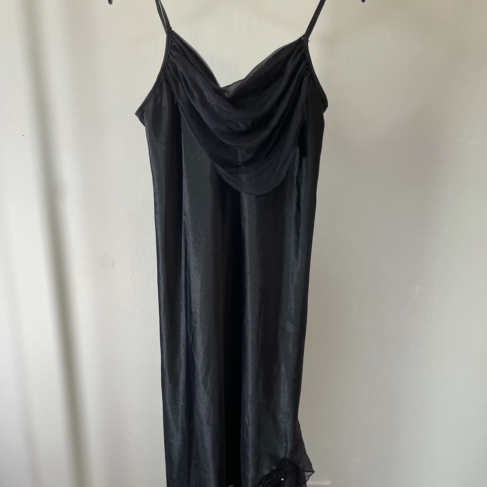 Black ankle length negligee size medium